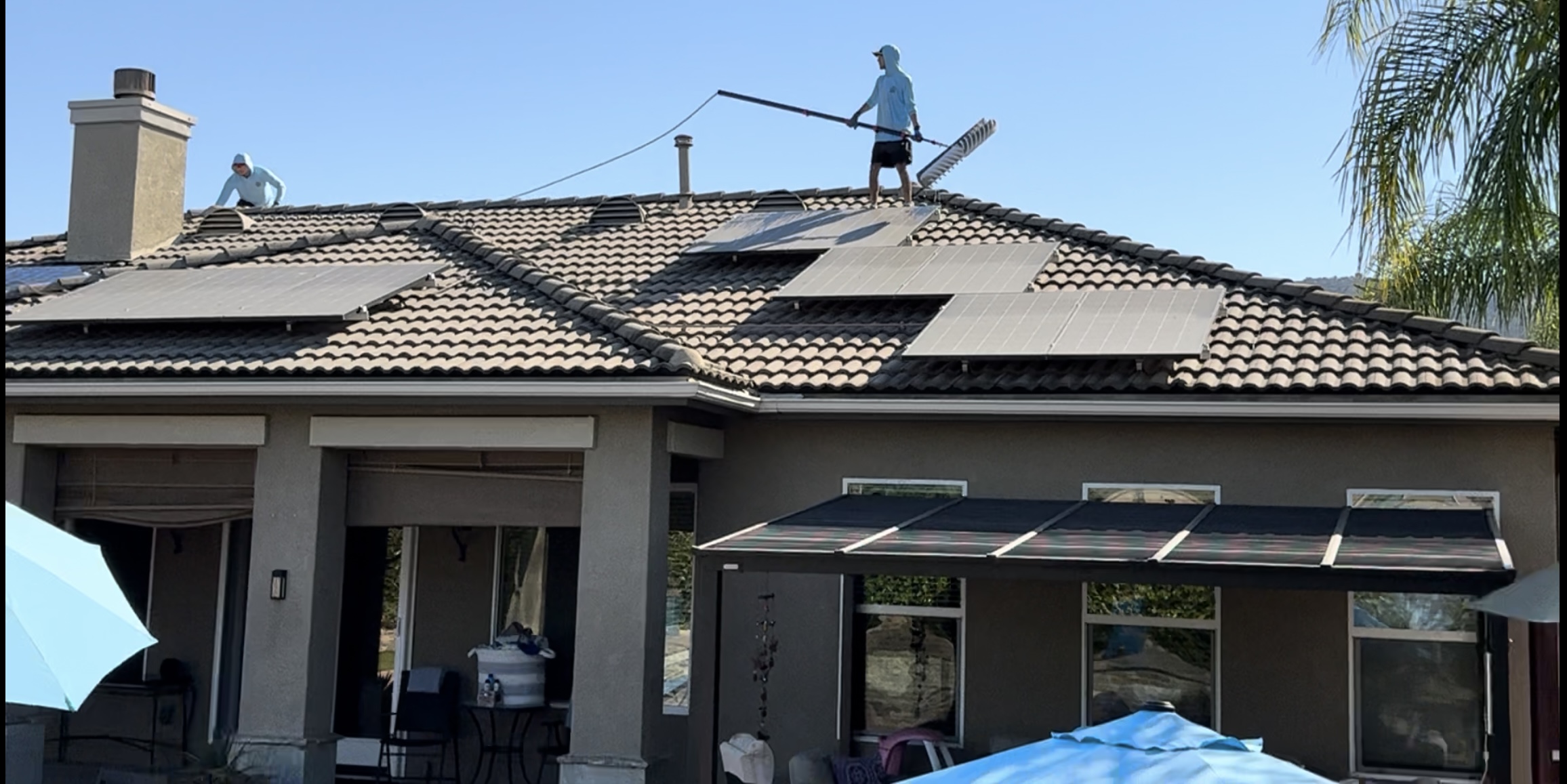 commercial solar panel cleaning